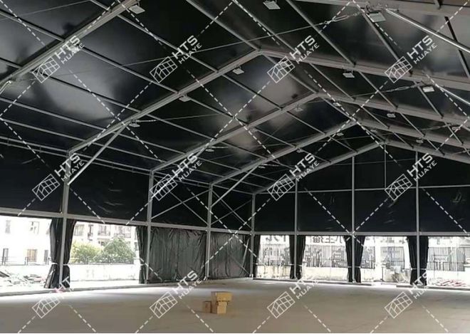 怕华烨体育篷房给你稳稳的课堂体验马德里竞技携手K8大雨、强风也不(图4)
