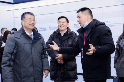 隐藏式晾衣架惊艳世界设计舞台格峰亮相乌镇盛会“极光”系列(图5)